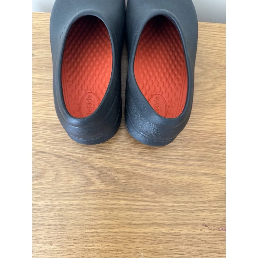 Crocs On The Clock LiteRide Work Slip-On Clogs Size‎ Men's 7 Womens 9 Black